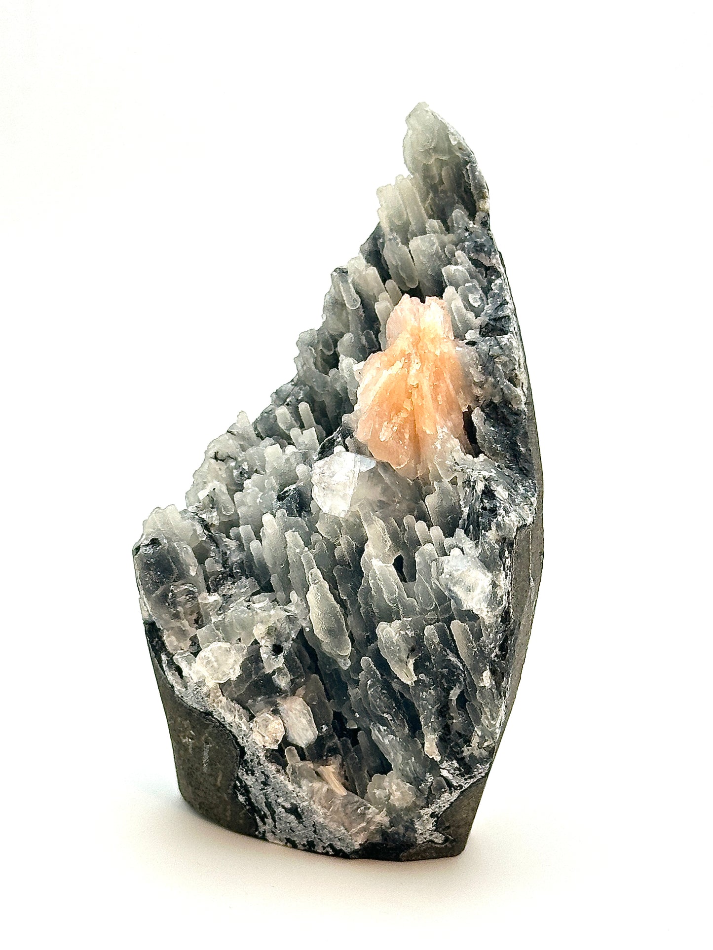 Black Chalcedony with Apophyllite and Stilbite