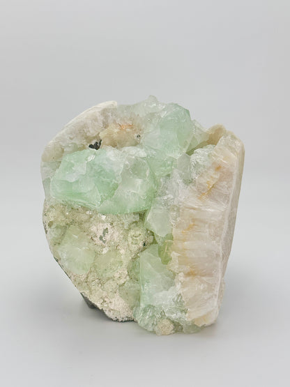 Green Apophyllite with Stilibite