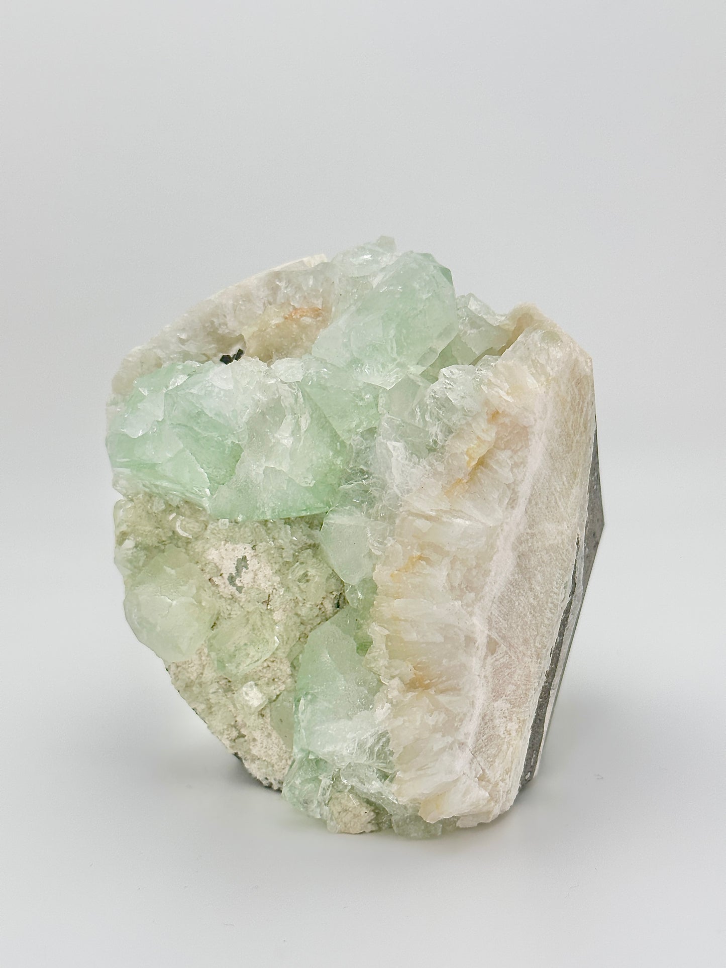 Green Apophyllite with Stilibite