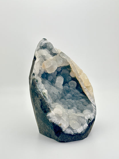 Botryoidal Chalcedony with Calcite