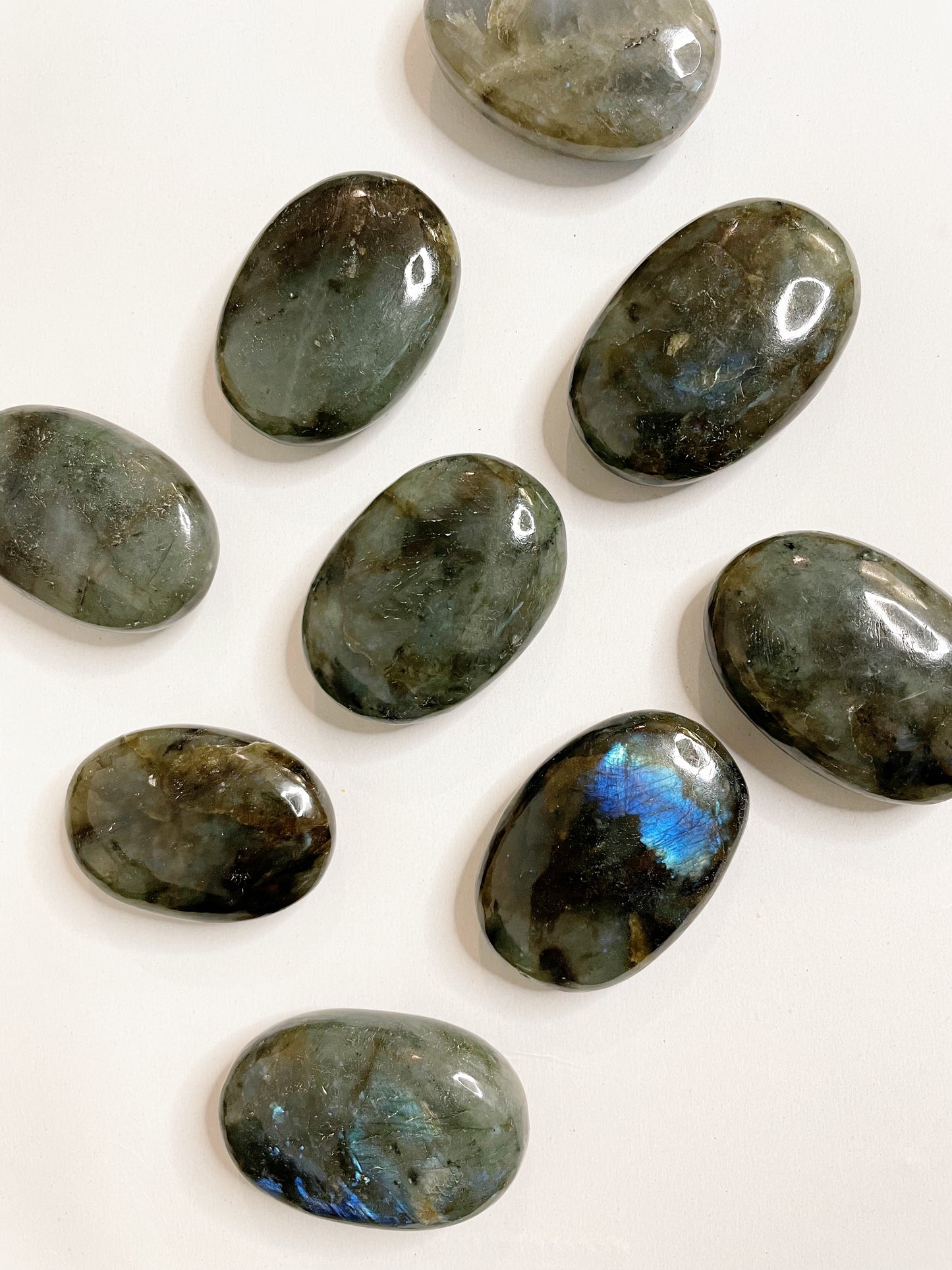 Labradorite Palmstone